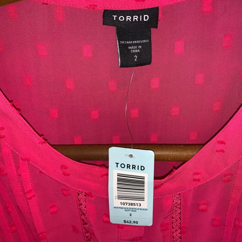 Torrid Textured Chiffon Button Up Top - image 3